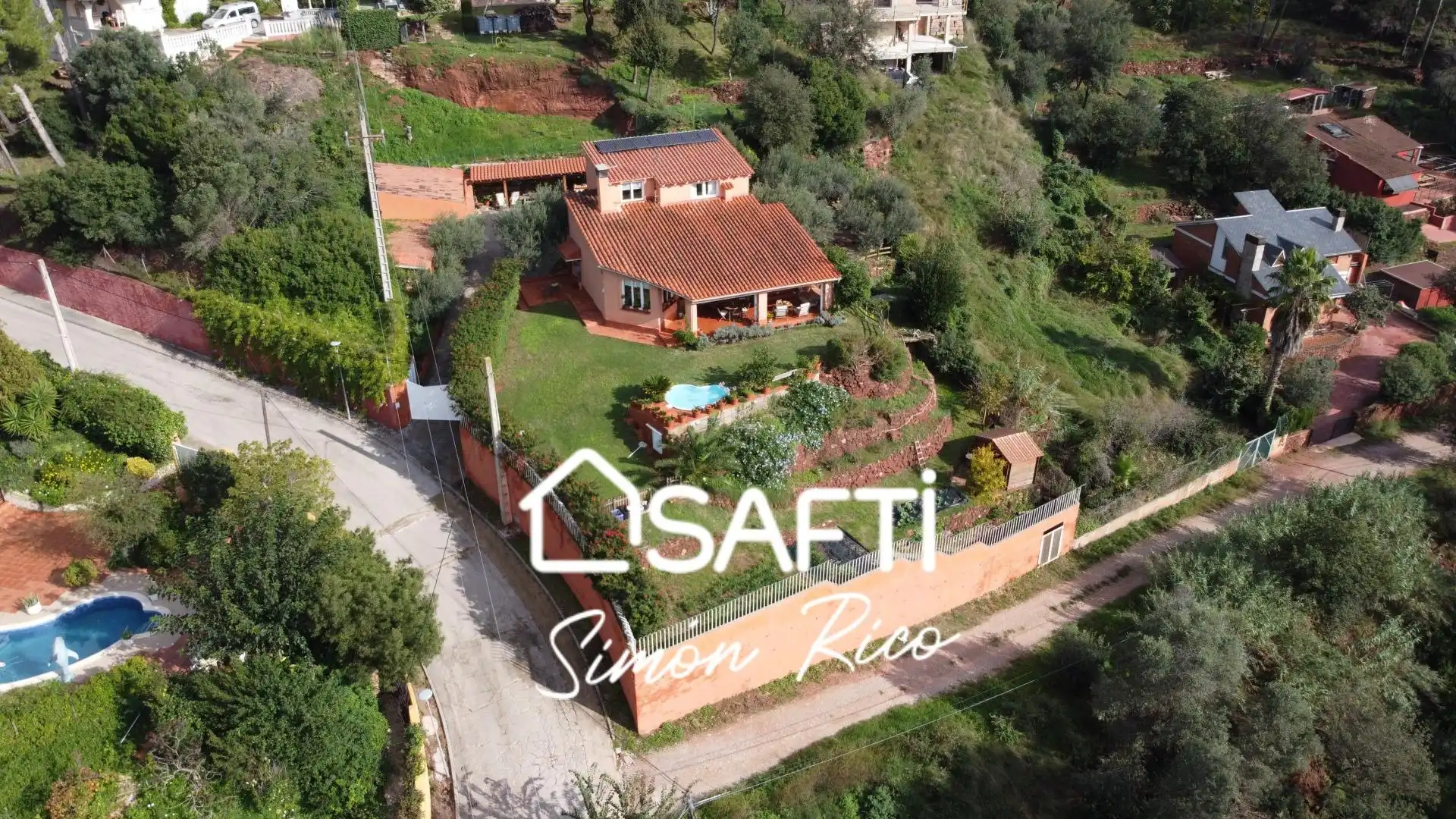 Vista exterior de Casa o xalet en venda en Cervelló