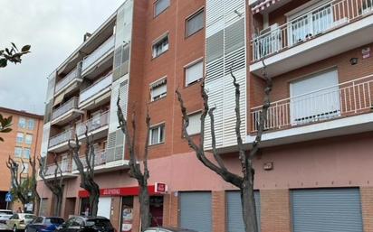 Vista exterior de Pis en venda en Martorell amb Terrassa i Balcó