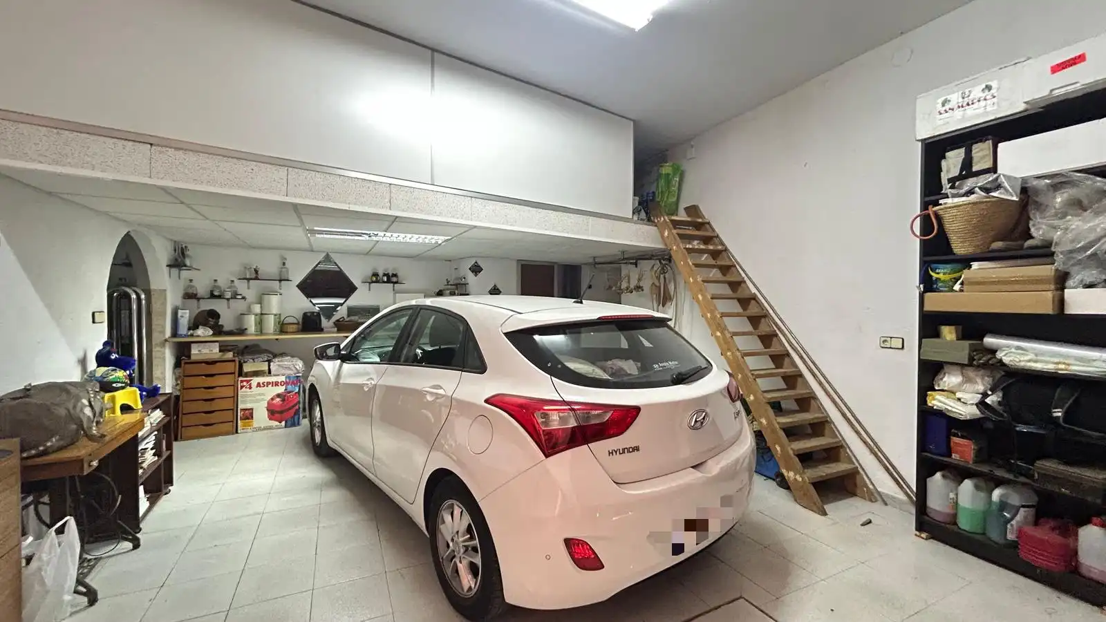 Parking of Houses for sale in Piera  with Heating, Private garden and Terrace