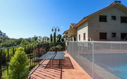 Terrace of House or chalet for sale in Nigrán  with Terrace and Swimming Pool