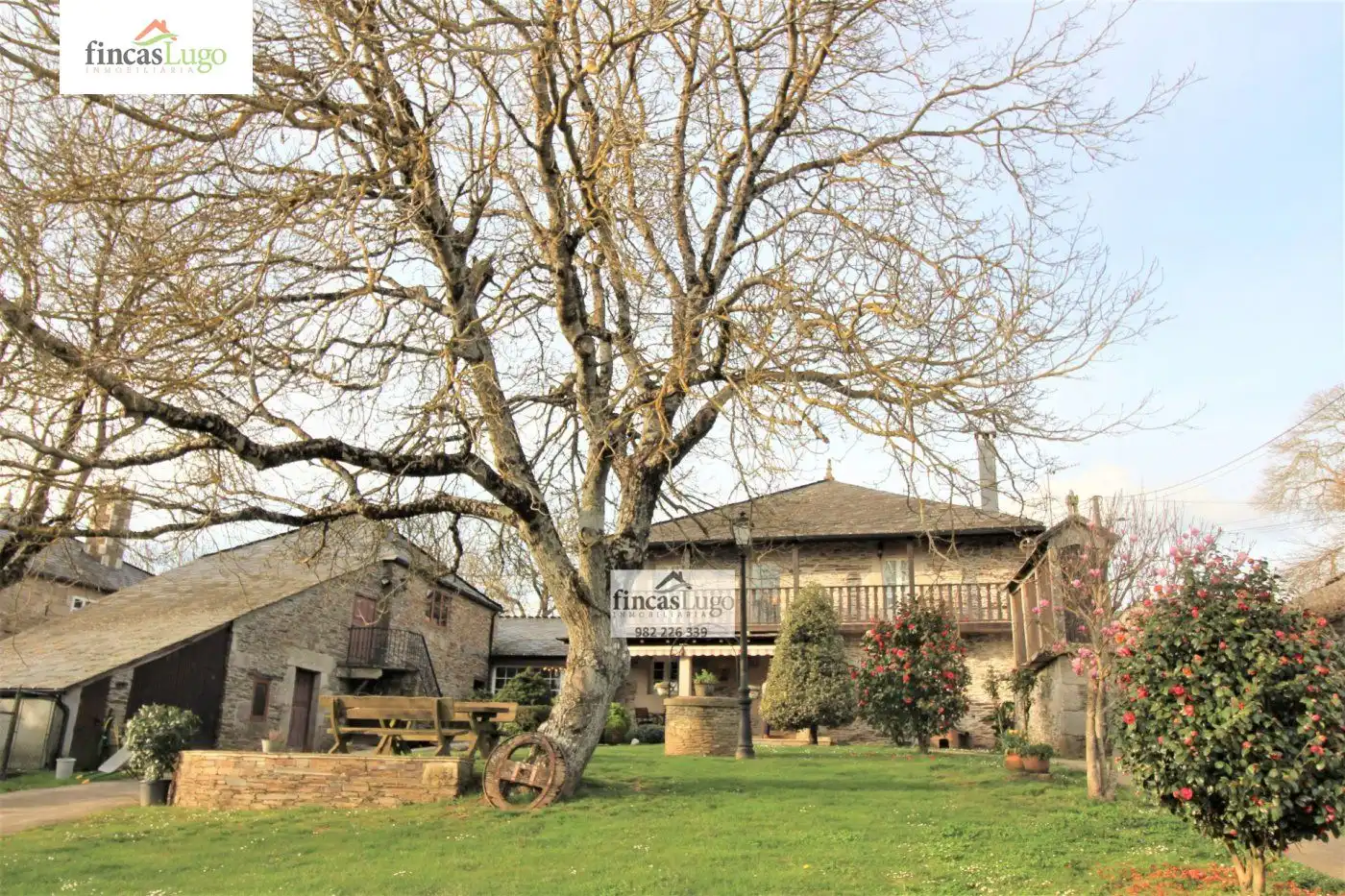 Casa o chalet en venta en Lugo con Jardín privado, Terraza y Trastero