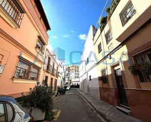 Exterior view of House or chalet for sale in  Sevilla Capital  with Terrace and Storage room