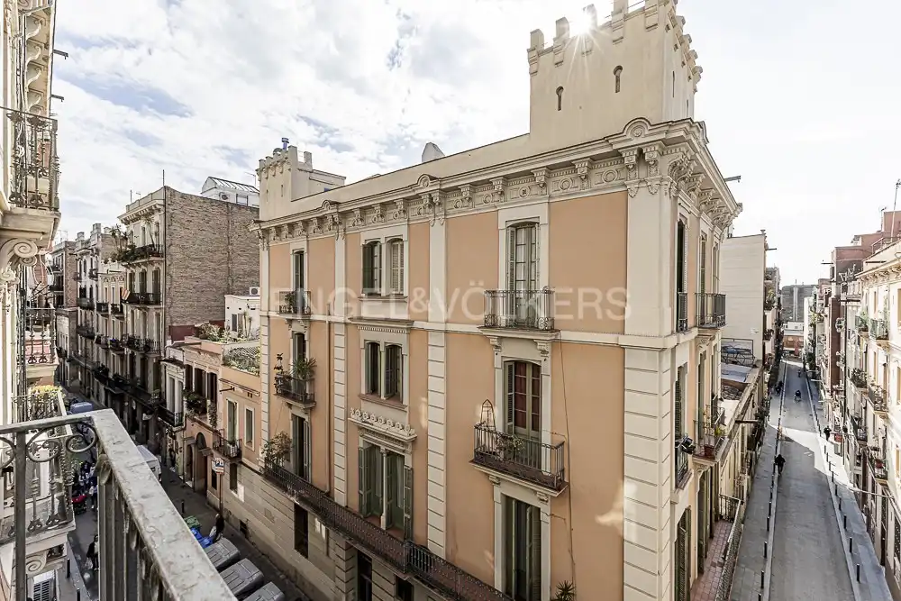 Außenansicht von Wohnung zur Miete in Barcelona mit Heizung, Parkett und Möbliert