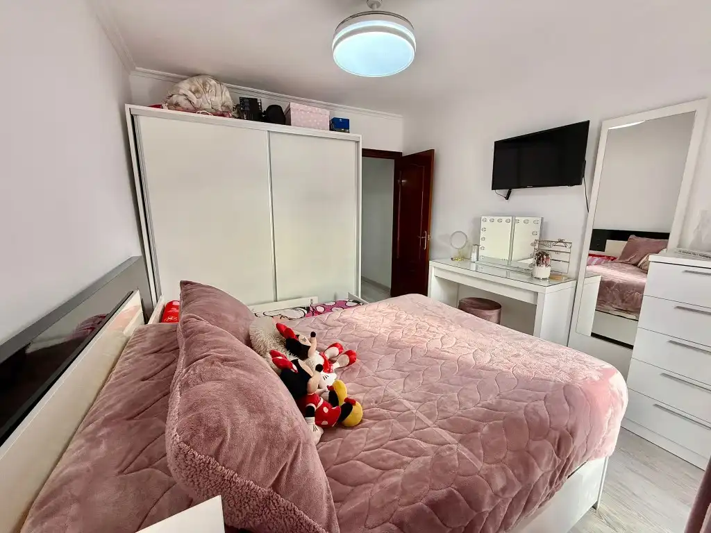 Schlafzimmer von Maisonette zum Verkauf in Cádiz mit Balkon