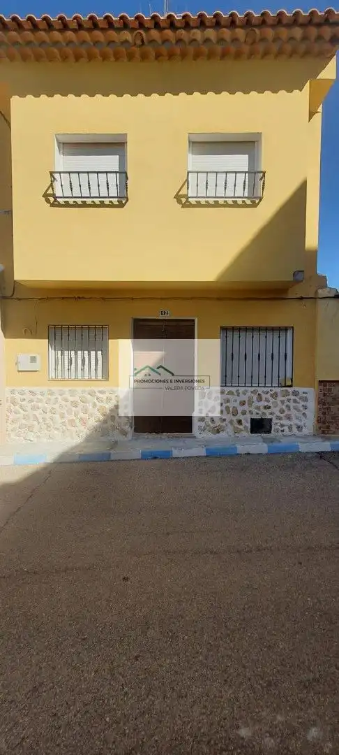 Vista exterior de Casa o chalet de alquiler en Castillejo de Iniesta con Amueblado, Lavadora y TV