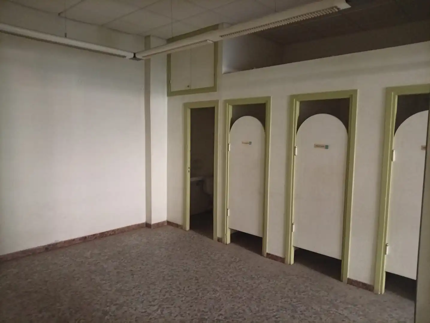 Geschaftsraum zur Miete in Santa Coloma de Gramenet mit Klimaanlage