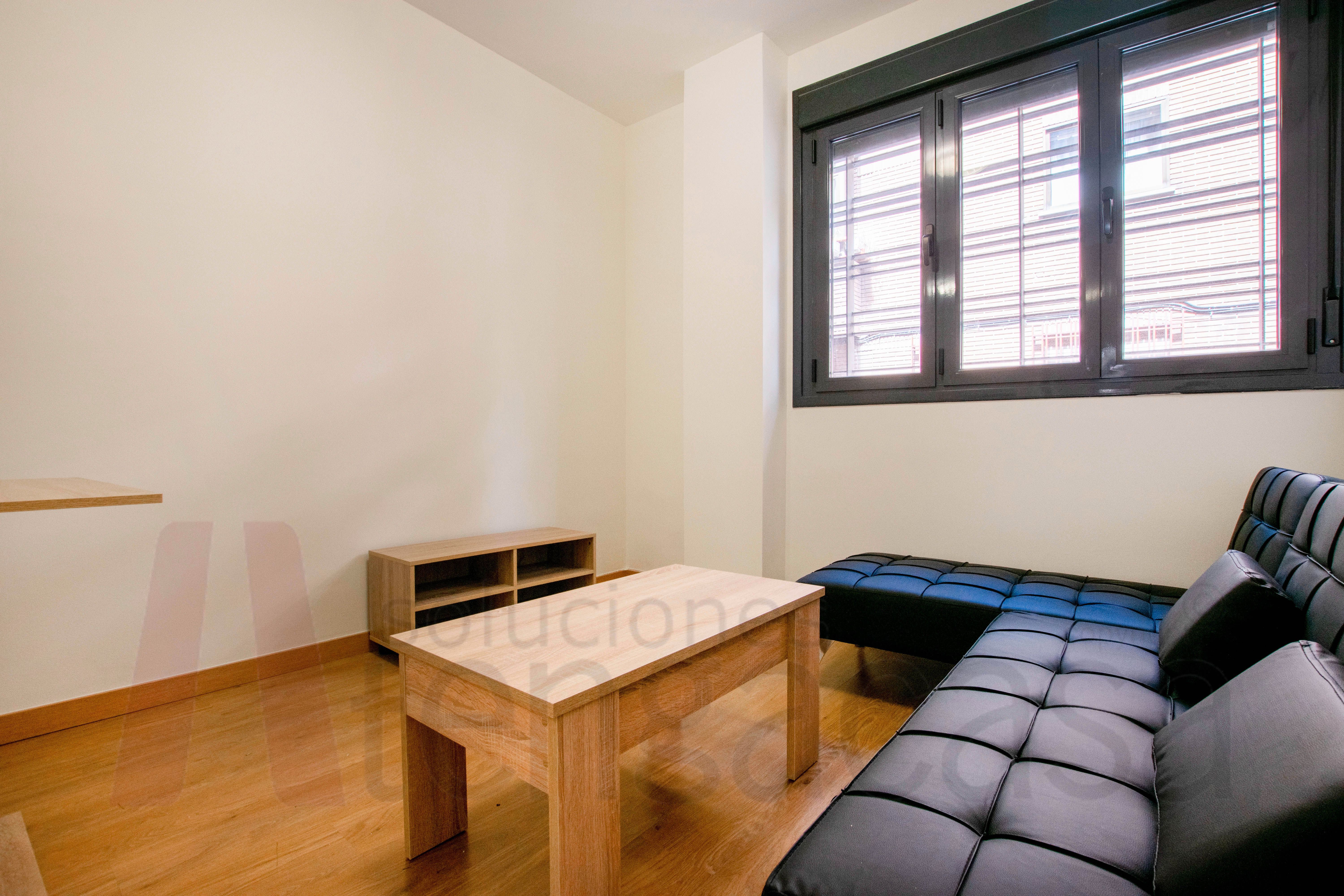 Living room of Apartment to rent in  Madrid Capital  with Air Conditioner, Heating and Parquet flooring