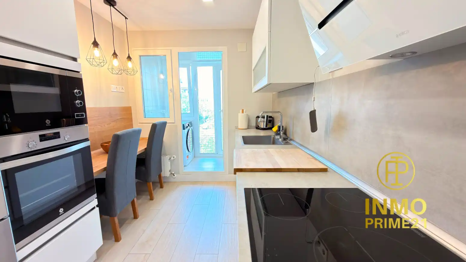 Cocina de Piso en venta en Santander con Calefacción, Jardín privado y Trastero