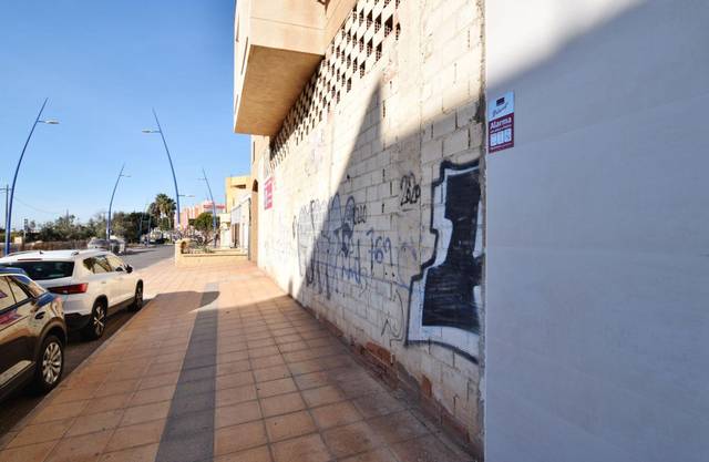 Local comercial en Alquiler en  NIJAR (ALQUIAN) en El Alquián