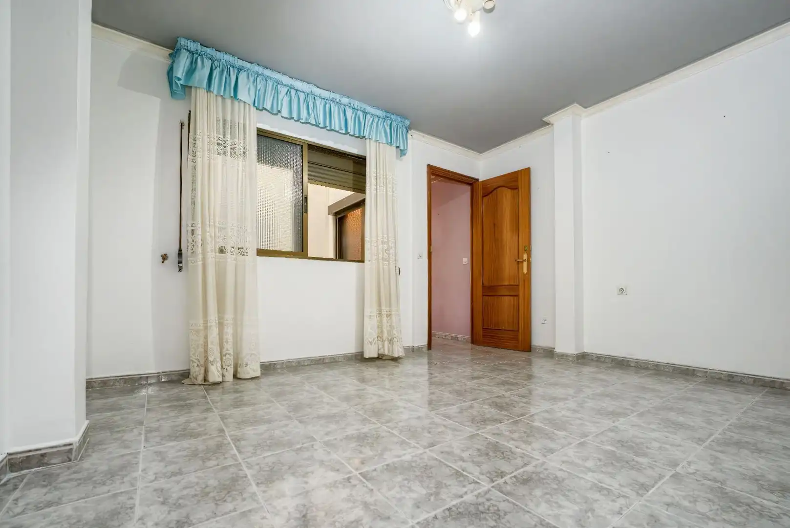 Habitación de Casa o chalet en venta en Sevilla