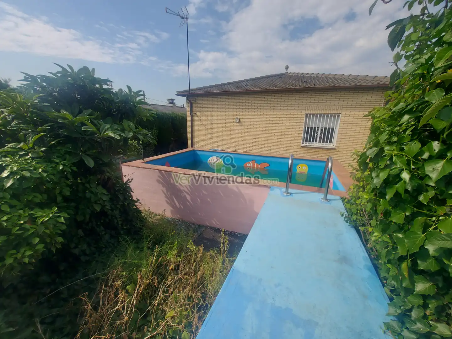 Swimming pool of Houses for sale in Sant Vicenç Dels Horts  with Air Conditioner, Heating and Private garden