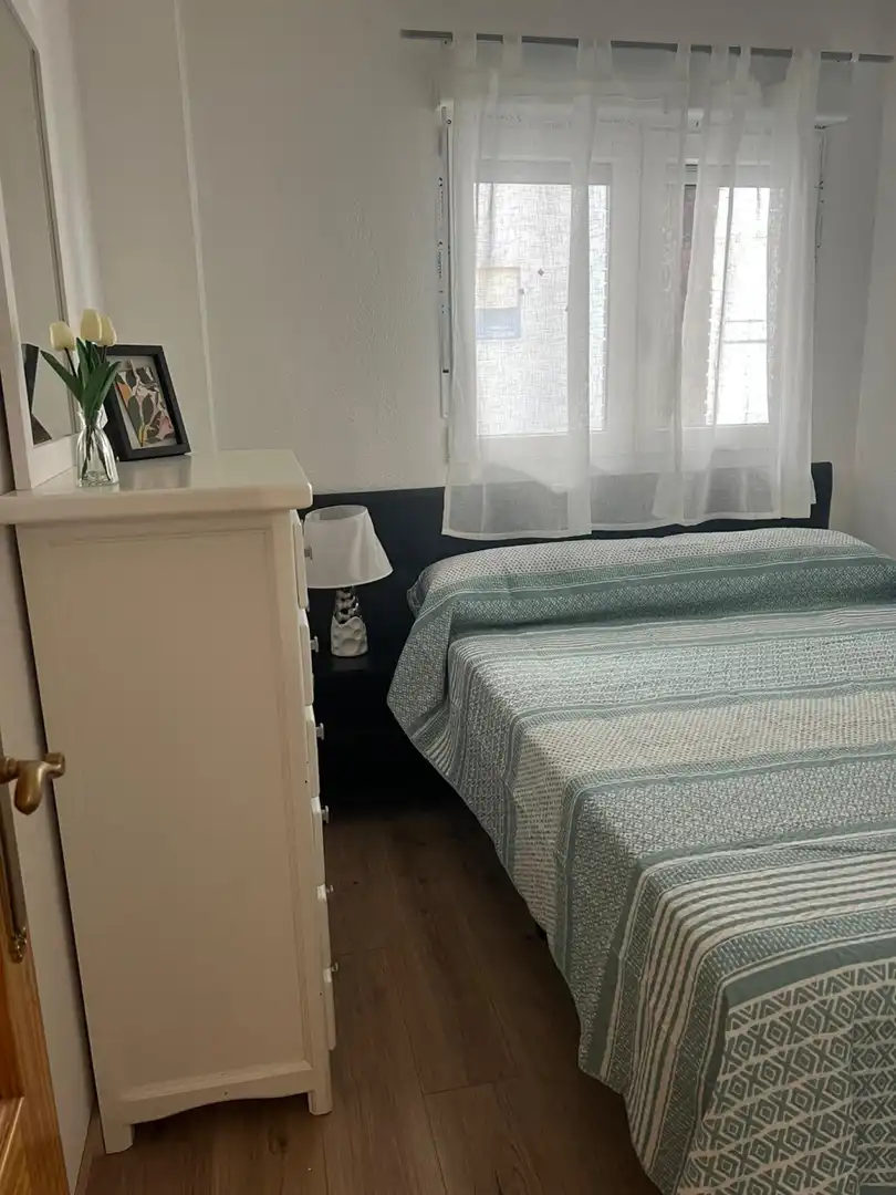 Bedroom of Flat for rent in Torrelavega   with Heating