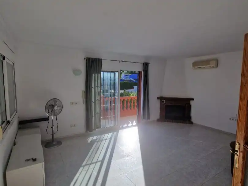 Sala de estar de Casa o chalet en venta en Benalmádena con Aire acondicionado, Terraza y Balcón