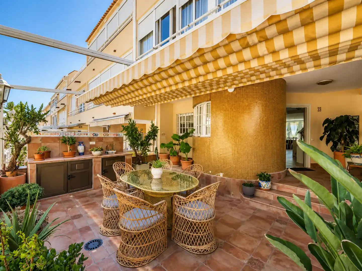 Reihenhaus mit Terrasse zum Verkauf in Camino del Faro 13, imagen 3