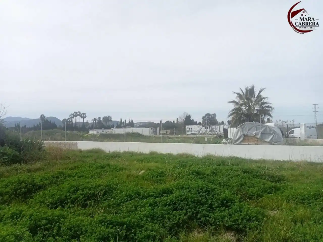 Terreno en venta en Oliva