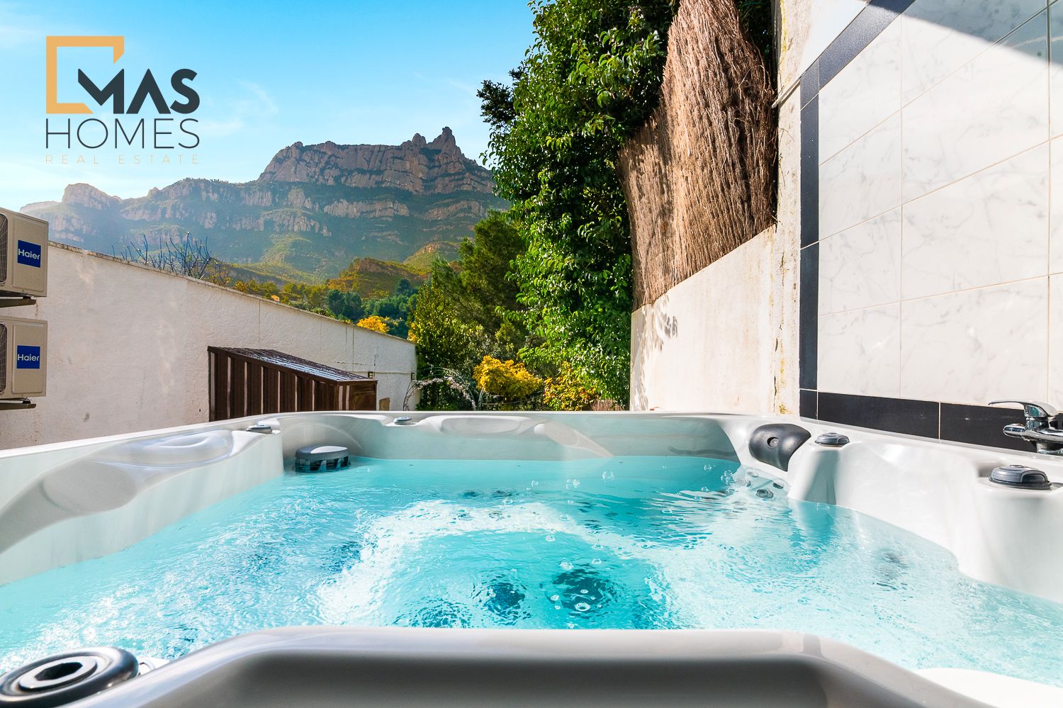 Exterior view of Duplex for sale in Monistrol de Montserrat  with Air Conditioner, Heating and Terrace