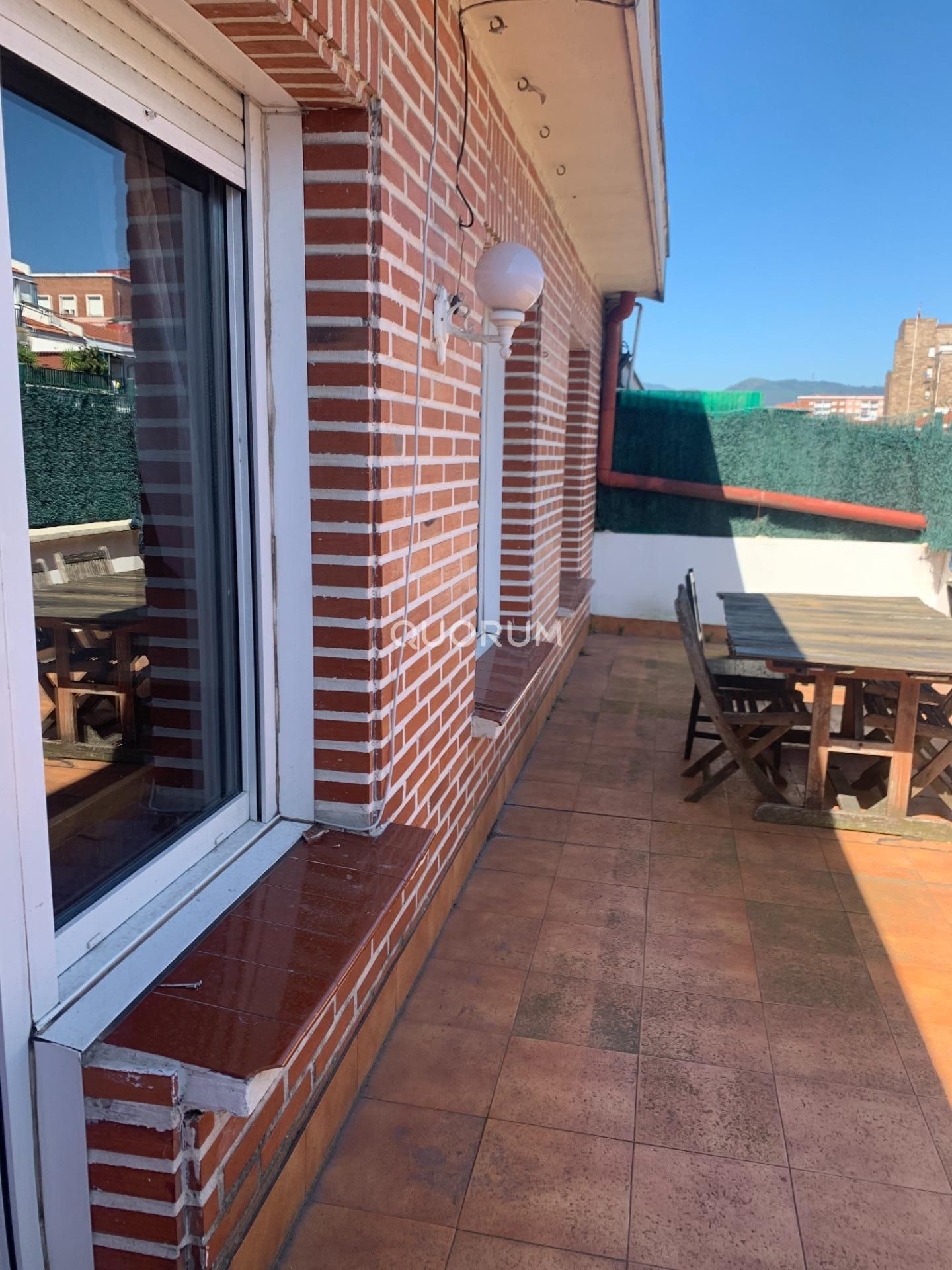 Terrassa de Pis en venda en Bilbao  amb Calefacció i Terrassa