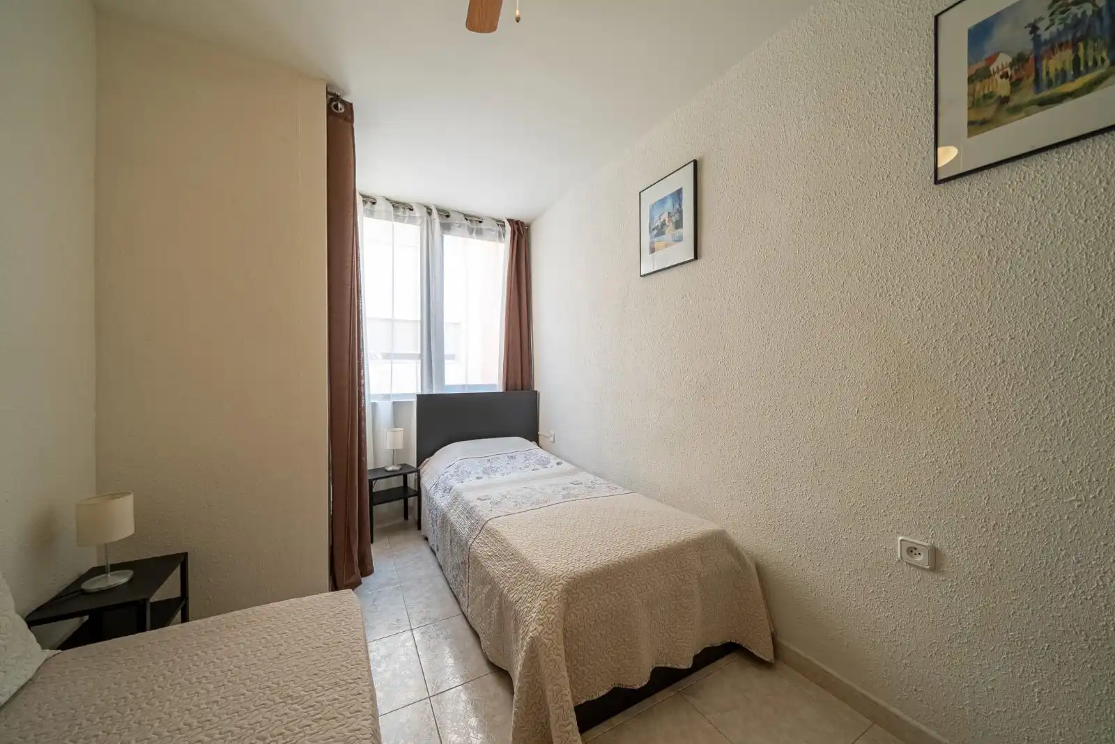 Dormitori de Apartament de lloguer en Alicante / Alacant amb Aire condicionat, Calefacció i Moblat