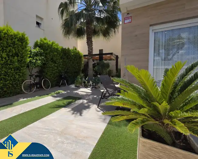 Villa avec piscine à vendre à Pilar de la Horadada ciudad, imagen 2
