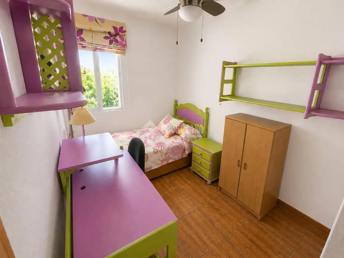 Habitación de Piso en venta en Marbella con Calefacción, Terraza y Amueblado