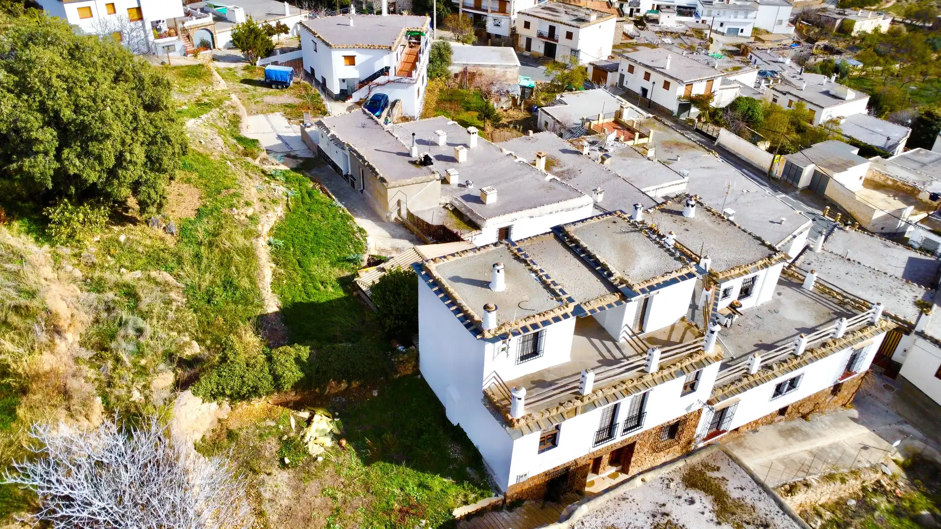Exterior view of Buildings for sale in Juviles  with Alarm