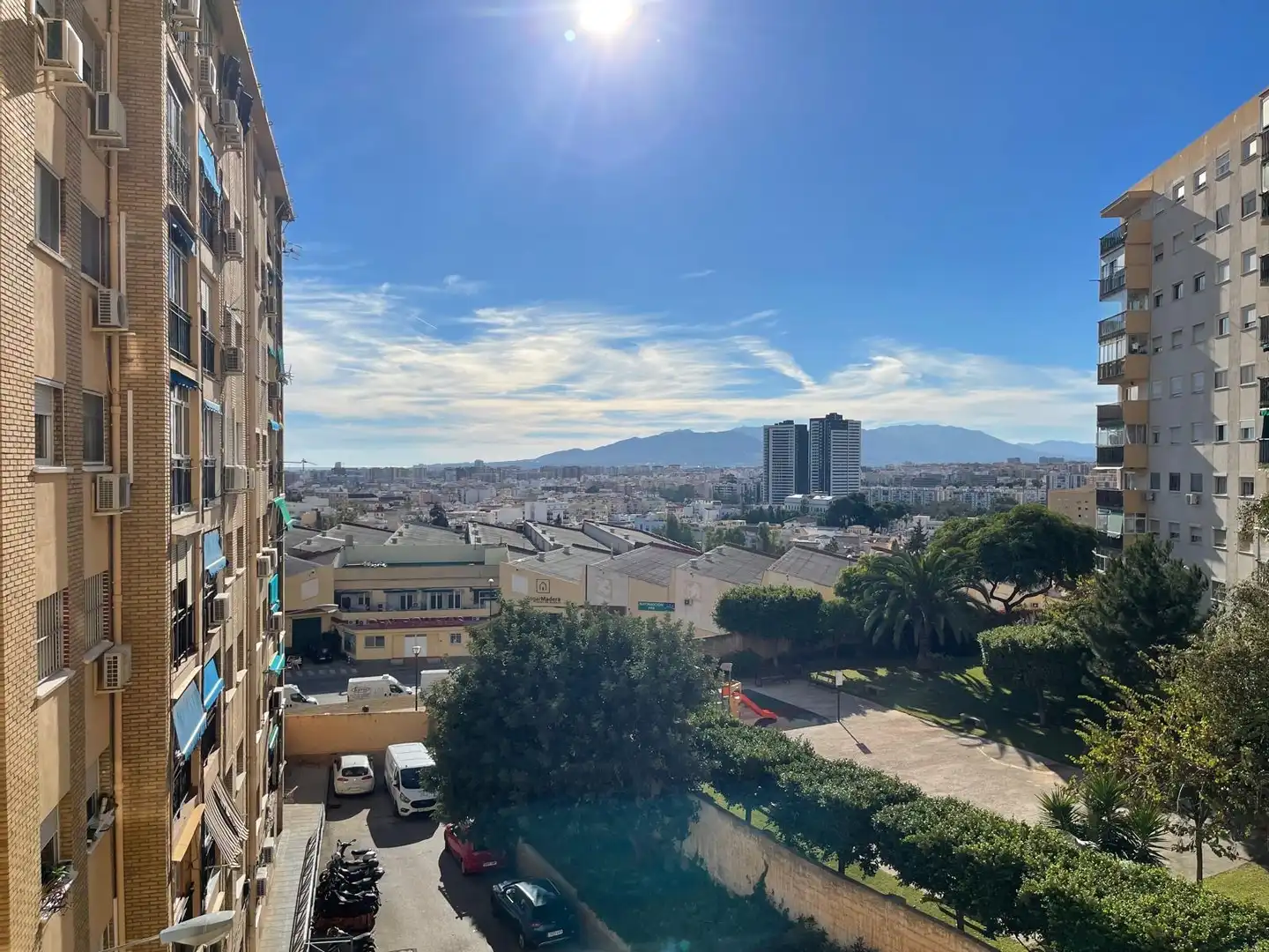 Vista exterior de Piso de alquiler en Málaga con Aire acondicionado, Amueblado y Lavadora