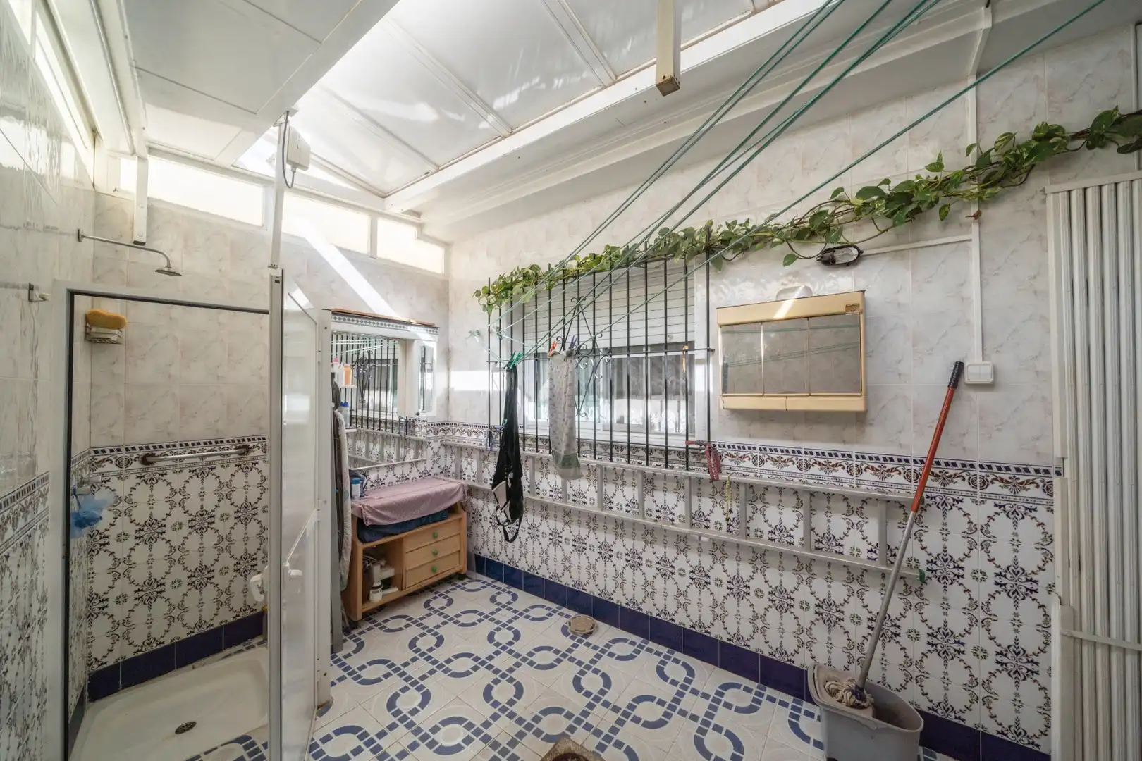 Bany de Casa adosada en venda en San Pedro del Pinatar amb Aire condicionat, Jardí privat i Terrassa