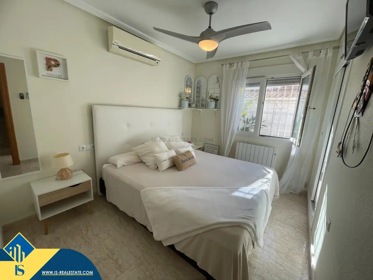 Schlafzimmer von Maisonette zum Verkauf in Pilar de la Horadada mit Terrasse, Schwimmbad und Möbliert