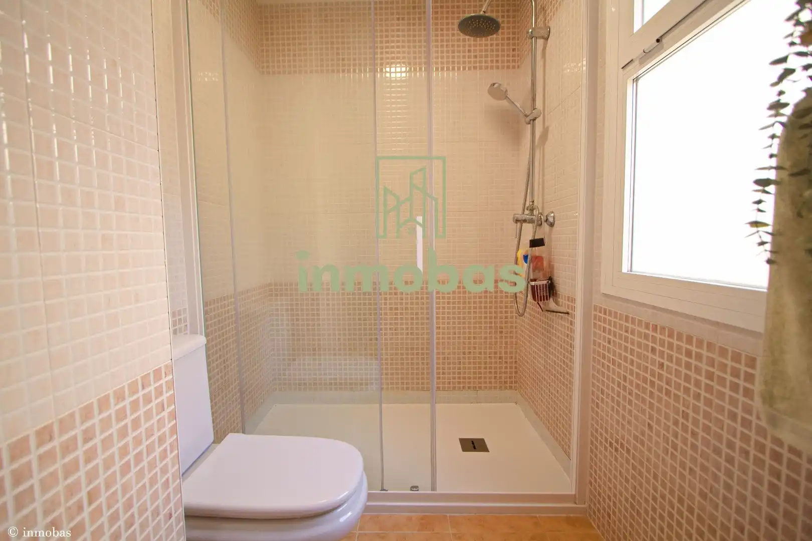 Badezimmer von Dachboden zum Verkauf in Badajoz mit Klimaanlage, Terrasse und Abstellraum