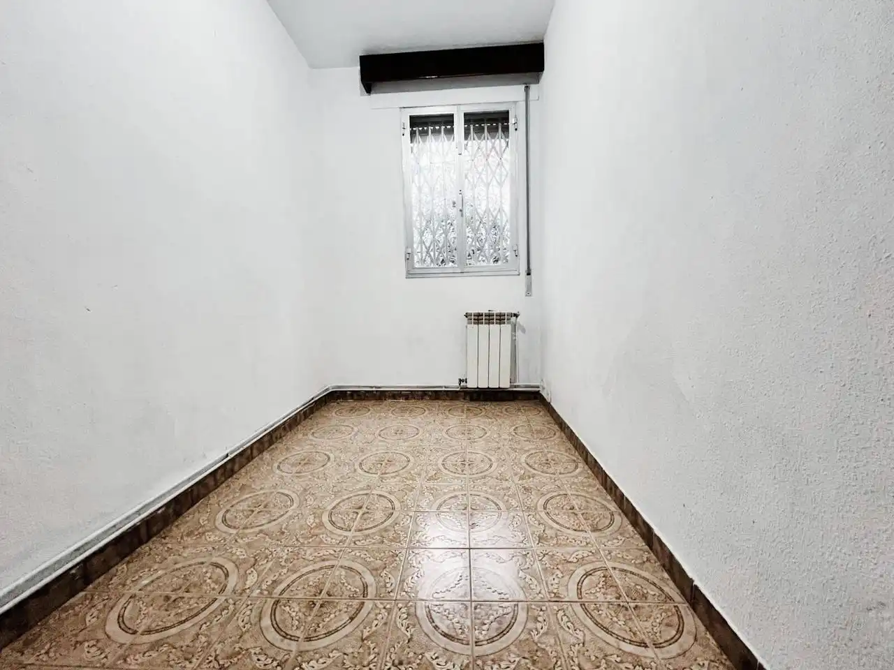 Dormitori de Pis en venda en Madrid amb Calefacció