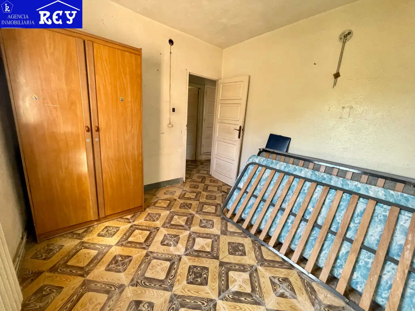 Habitación de Casa o chalet en venta en Santiago de Compostela  con Calefacción, Jardín privado y Trastero