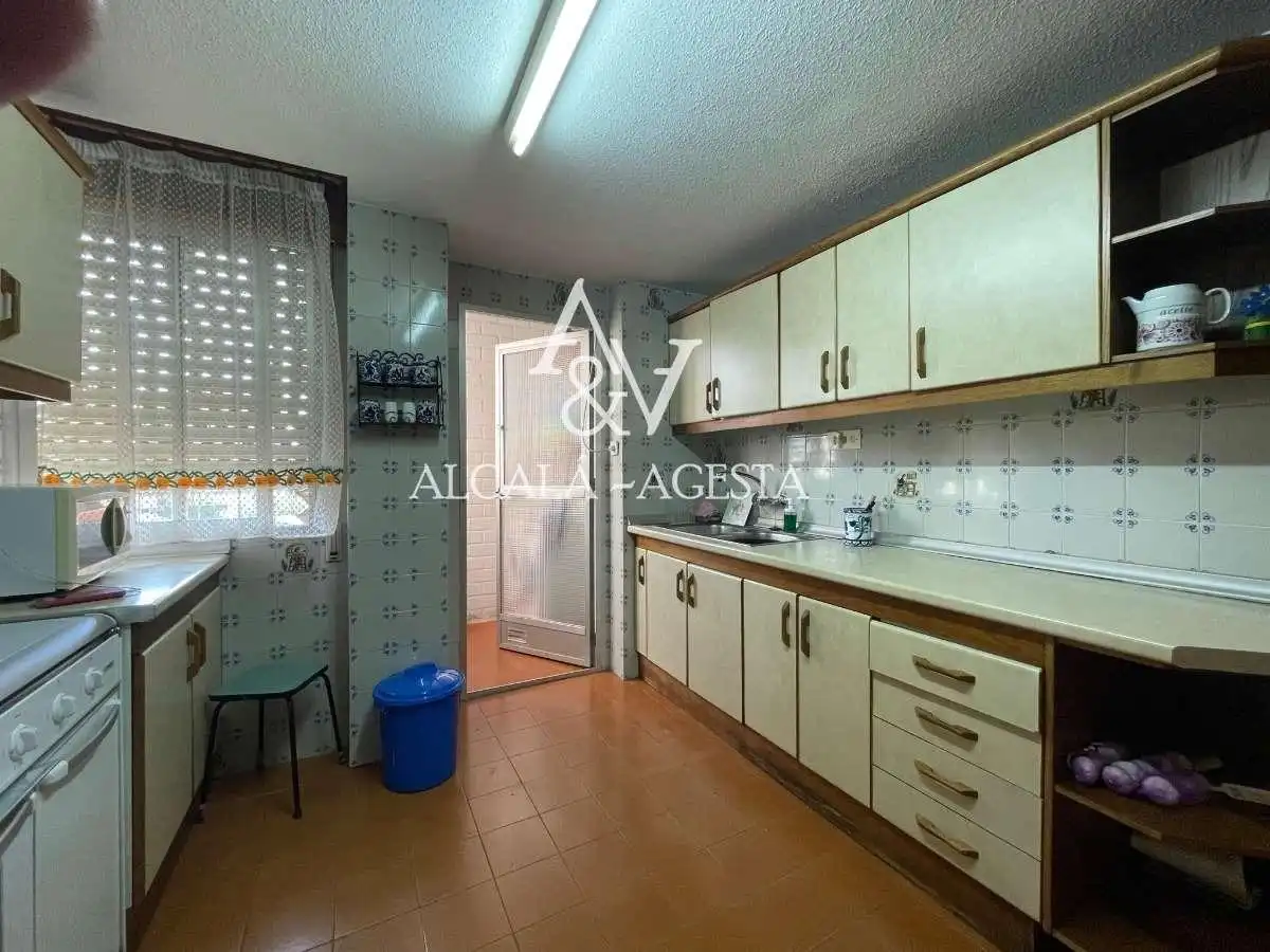 Flat for rent in Granada, Granada
