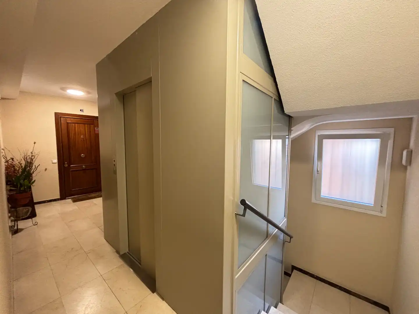 Piso en venta en Madrid con Calefacción, Terraza y Amueblado