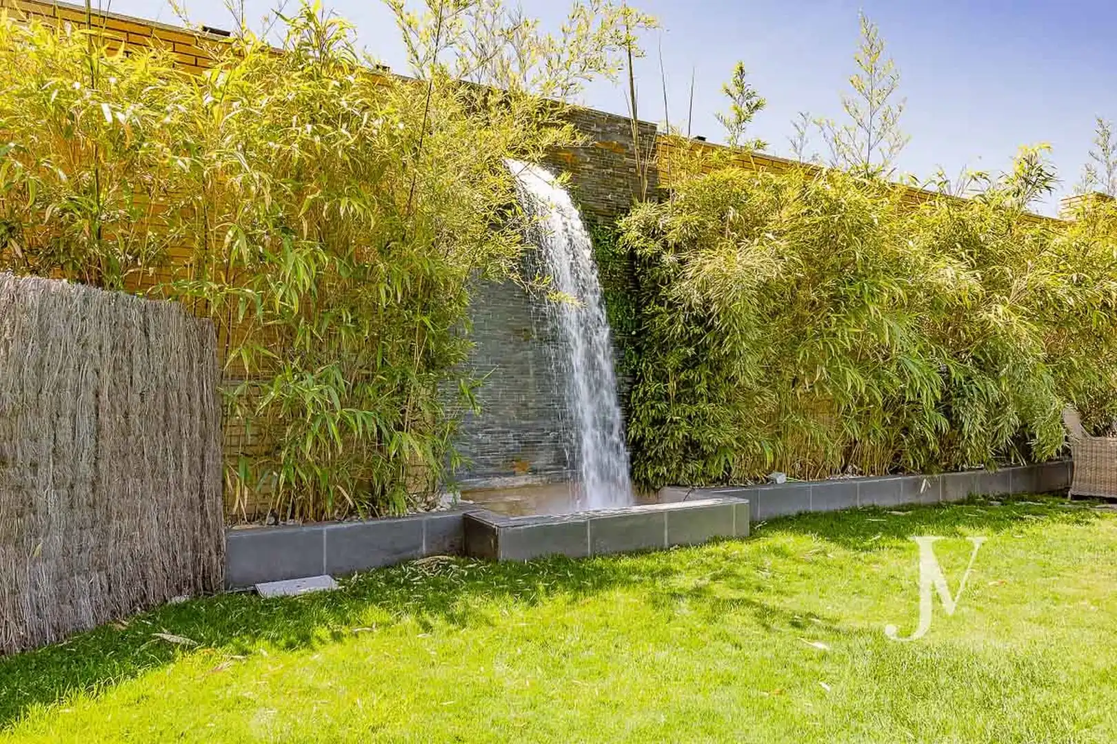 Garten von Einfamilien-Reihenhaus zum Verkauf in Pozuelo de Alarcón mit Klimaanlage, Heizung und Privatgarten