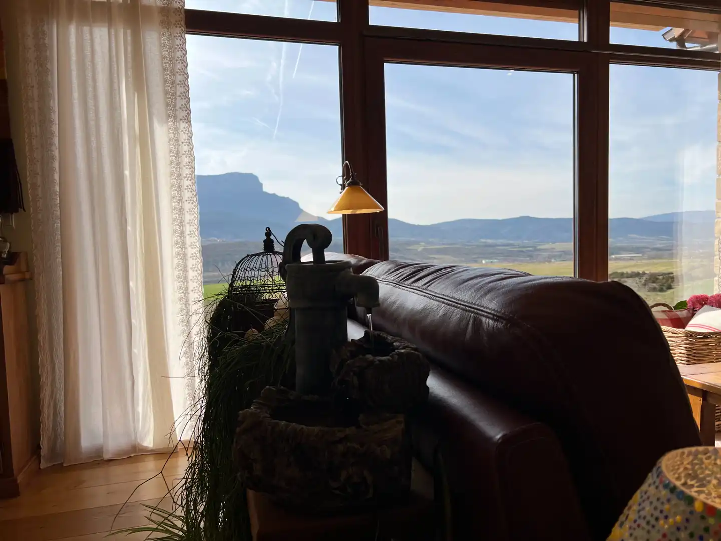 Sala de estar de Casa o chalet en venta en Jaca con Calefacción, Trastero y Balcón