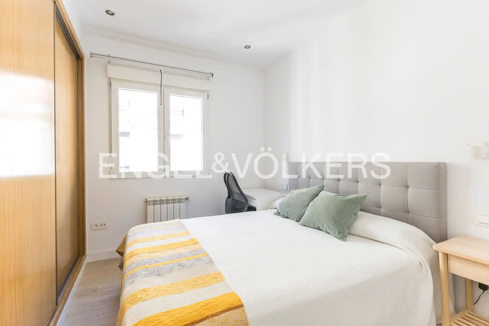 Habitación de Piso en venta en Madrid con Aire acondicionado y Calefacción
