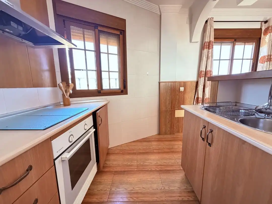 Cocina de Casa o chalet de alquiler en Periana con Terraza y Piscina