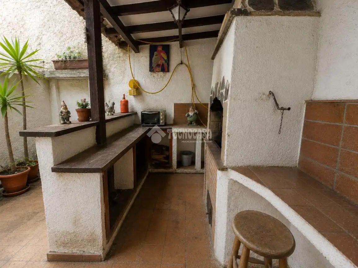 Cuina de Casa adosada en venda en La Orotava amb Terrassa i Balcó