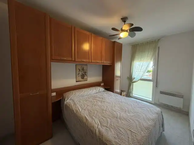 Dormitori de Apartament en venda en Alcanar amb Terrassa