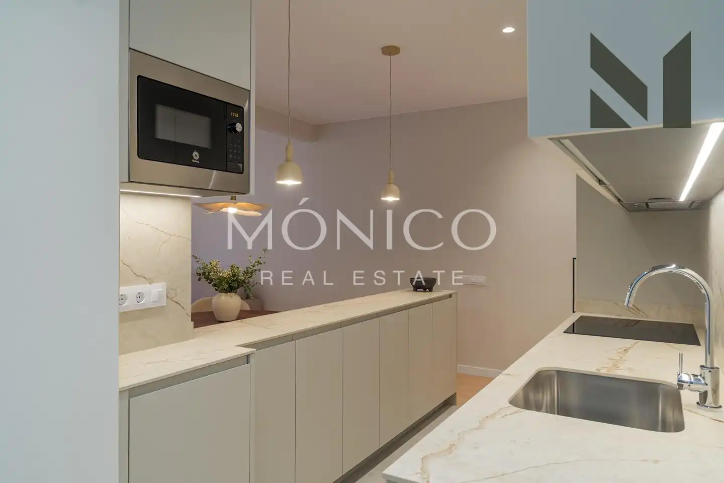 Piso con terraza en venta en Calle de Sicília, imagen 9