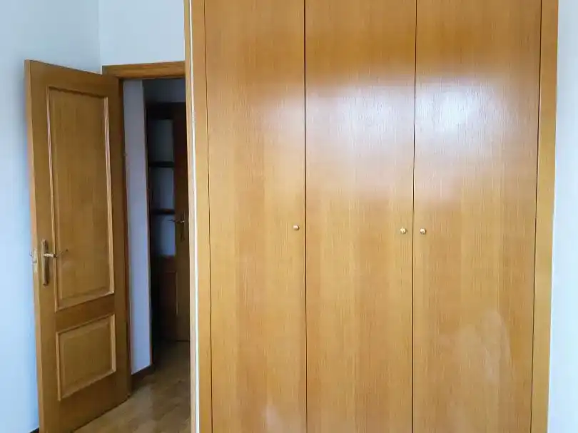 Dormitori de Pis en venda en Burgos Capital
