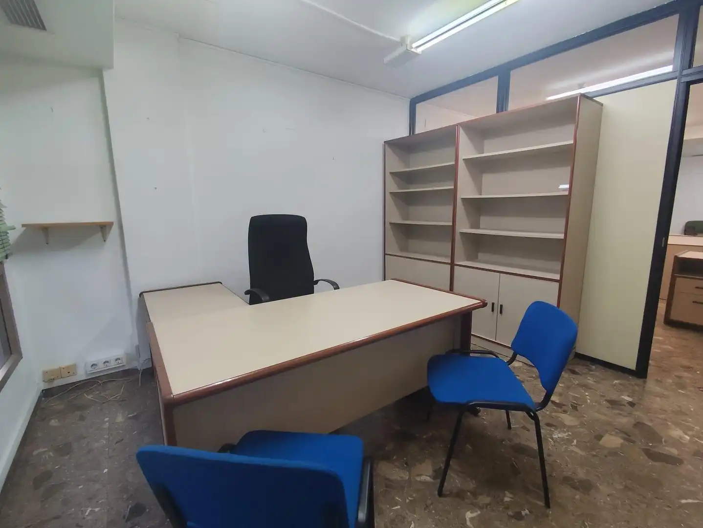 Oficina de lloguer en Zaragoza amb Aire condicionat, Calefacció i Moblat
