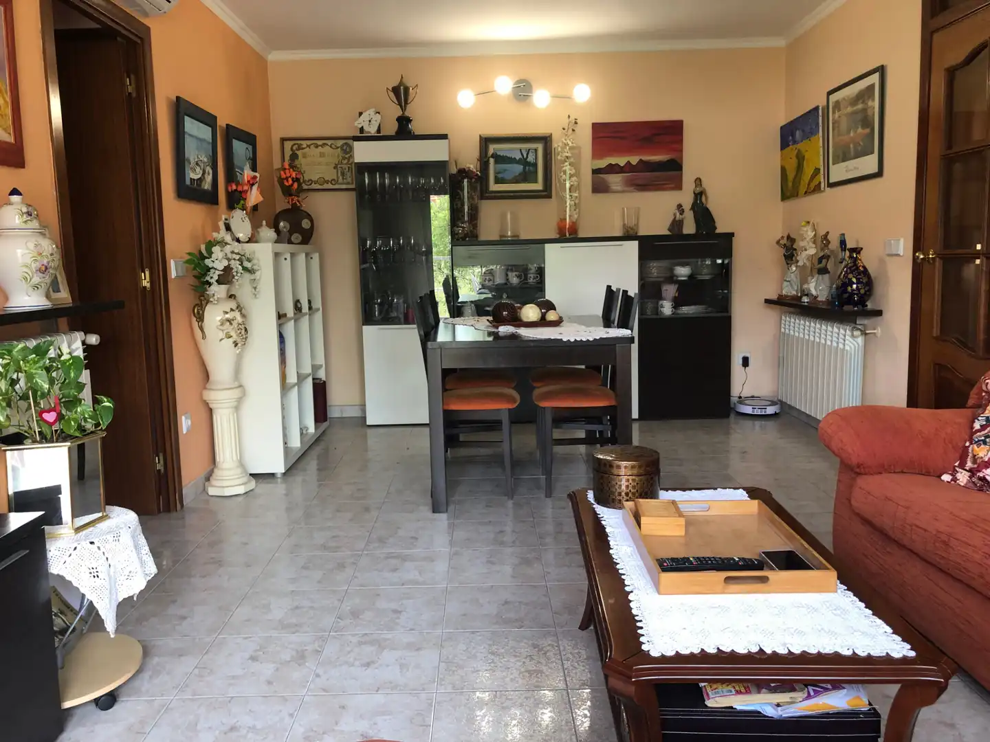 Menjador de Pis en venda en Figueres amb Aire condicionat, Calefacció i Moblat