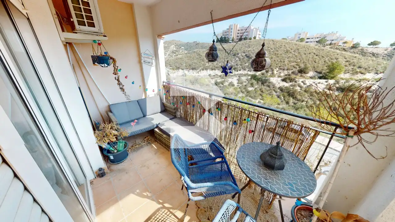 Terraza de Estudio en venta en Mutxamel con Aire acondicionado, Amueblado y Piscina comunitaria