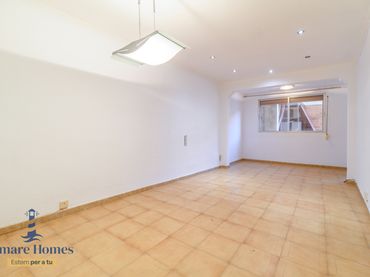 Flat for sale in Carrer Joan Martí