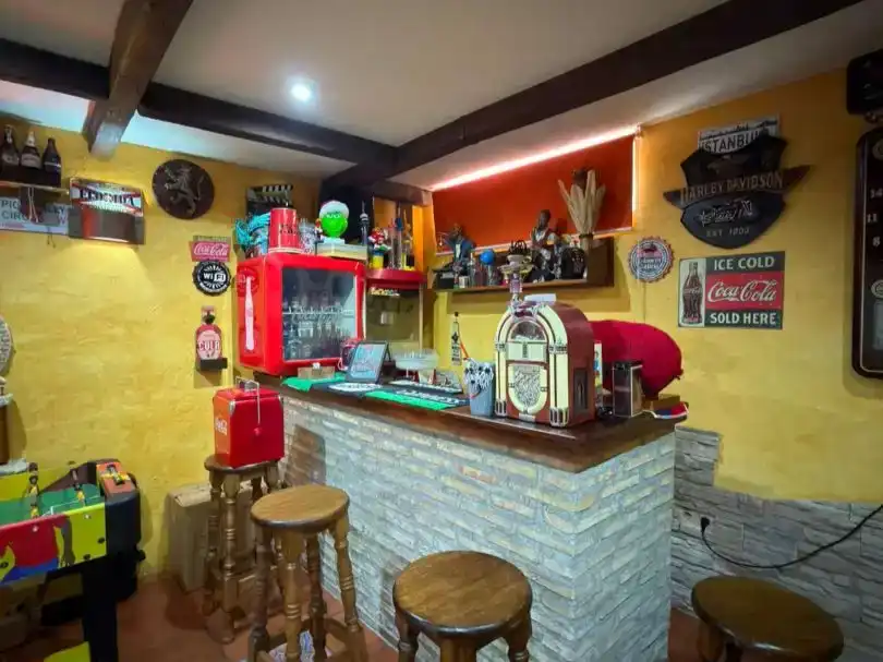 Piso en venta en Parla con Aire acondicionado, Piscina y Balcón