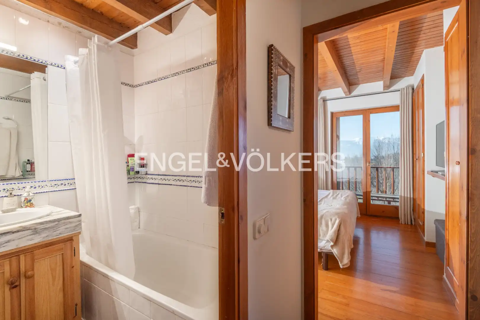 Baño de Dúplex en venta en Ger con Calefacción, Parquet y Terraza