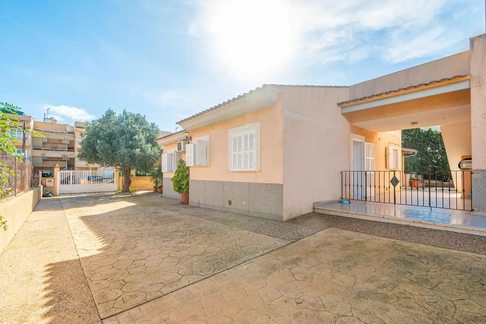 Vista exterior de Casa o xalet en venda en Felanitx amb Aire condicionat, Calefacció i Jardí privat