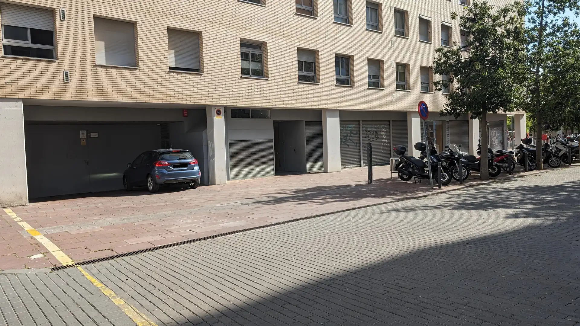 Parkplatz von Geschaftsraum zum Verkauf in L'Hospitalet de Llobregat