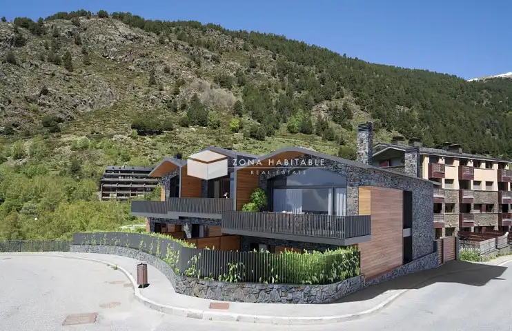 Casa aparellada amb jardí en venda a Soldeu - Incles, imagen 9